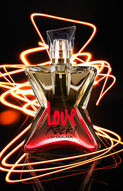 alt.perfume-campanya-love-rock-2